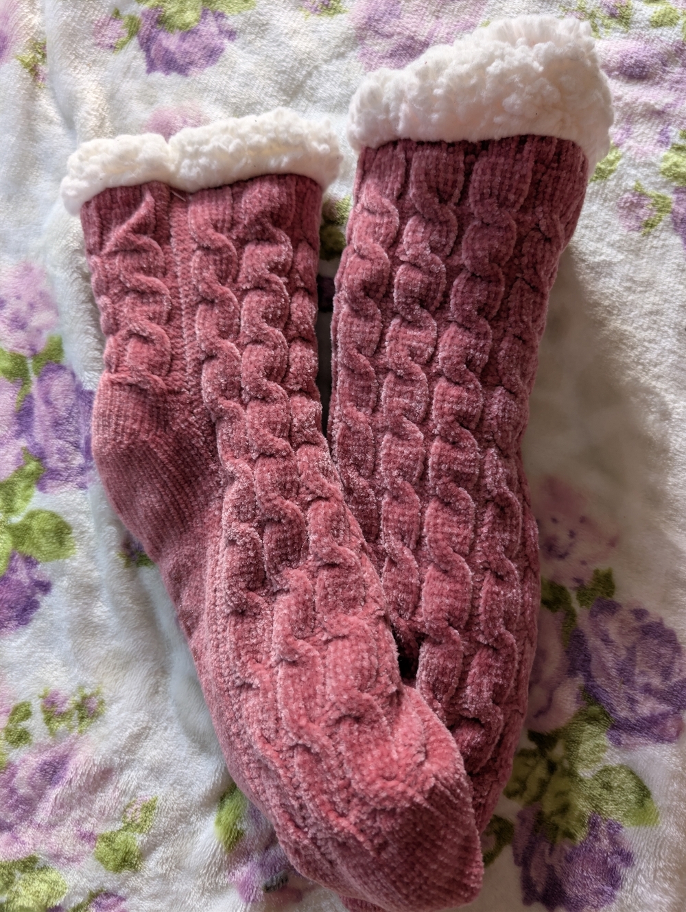 💕 Mukluks Slipper Socks